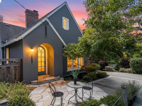 1265 Holman Rd , Oakland, CA 94610