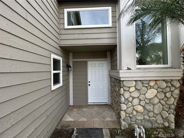 12040 Woodbridge, Fontana, CA 92337