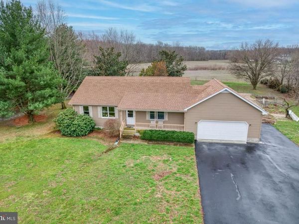 1916 HARTLY ROAD, HARTLY, DE 19953