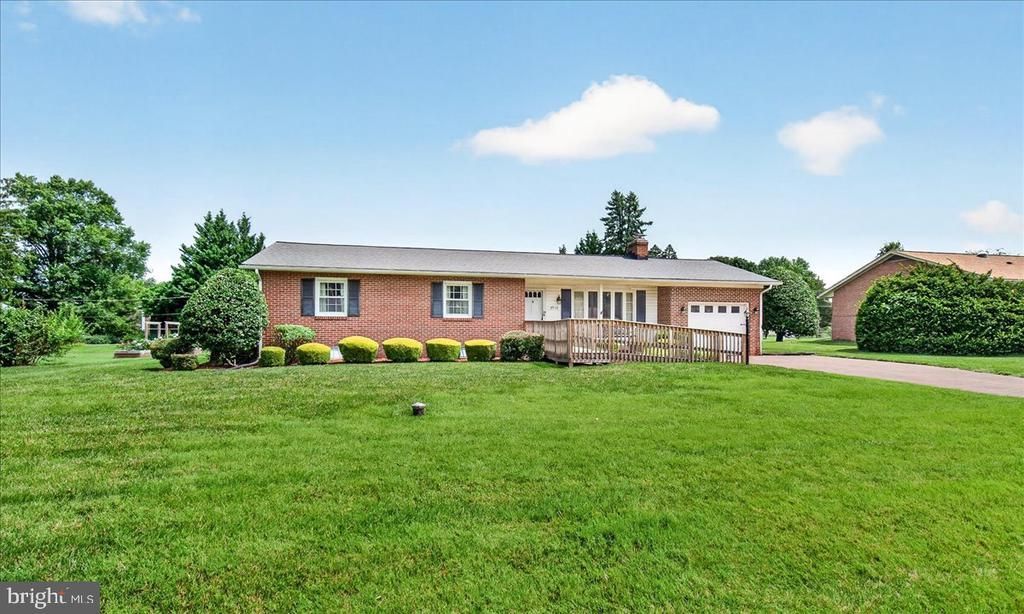 7910 Edgewood Farm Road, Frederick, MD 21702 Main Photo