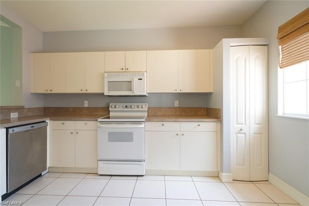 700 Luisa Ln , Unit 2, Naples, FL 34104 Photo