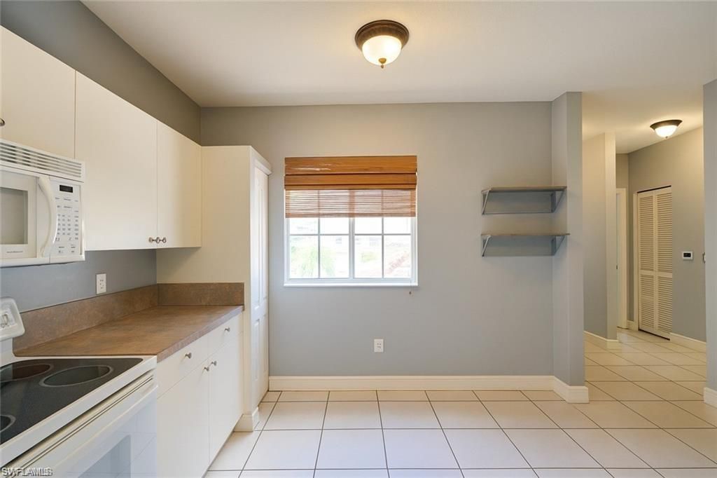 700 Luisa Ln , Unit 2, Naples, FL 34104 Photo
