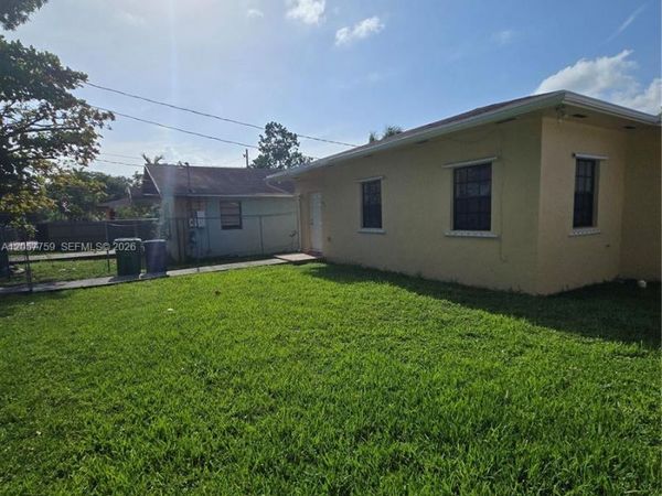 311 NW 97th St, Unit 311, Miami, FL 33150