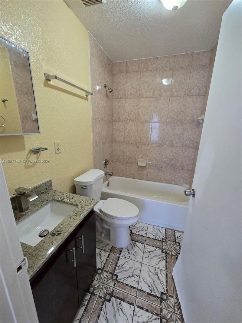 311 NW 97th St, Unit 311, Miami, FL 33150 Photo