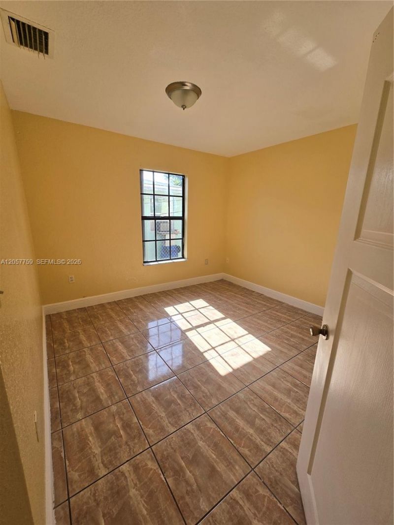 311 NW 97th St, Unit 311, Miami, FL 33150 Photo