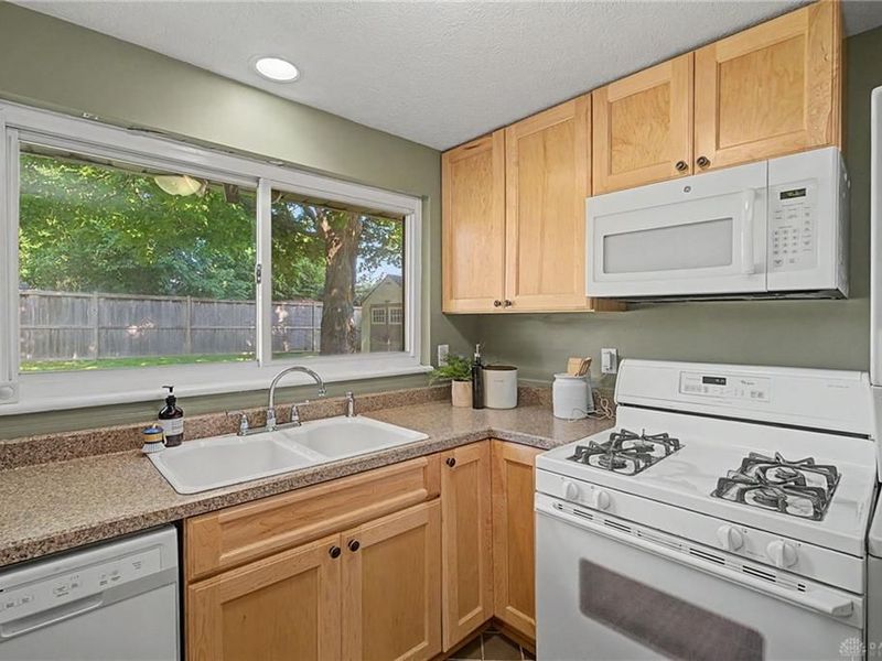 3737 Saranac Drive, Dayton, OH 45429 Photo 16