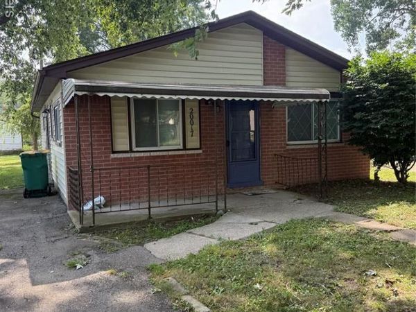 20017 Cornell Avenue, Brownstown Twp, MI 48174