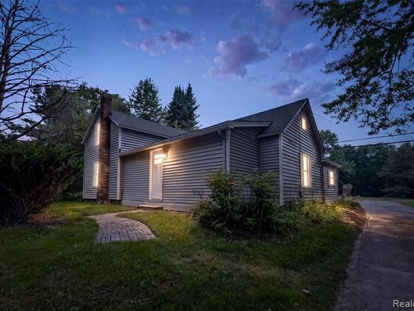 420 N Baldwin Road, Orion Twp, MI 48348