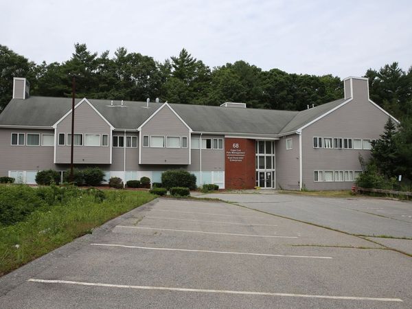 68 N. Main, Carver, MA 02330