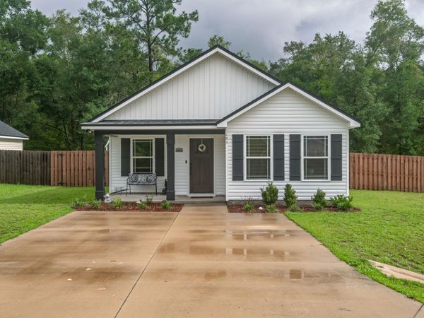 150 John Mills Circle , Sopchoppy, FL 32358