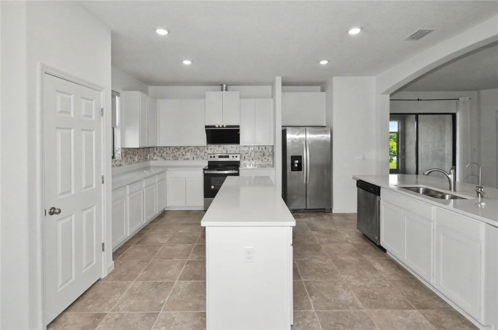 5741 1st Lane, Vero Beach, FL 32968 Photo