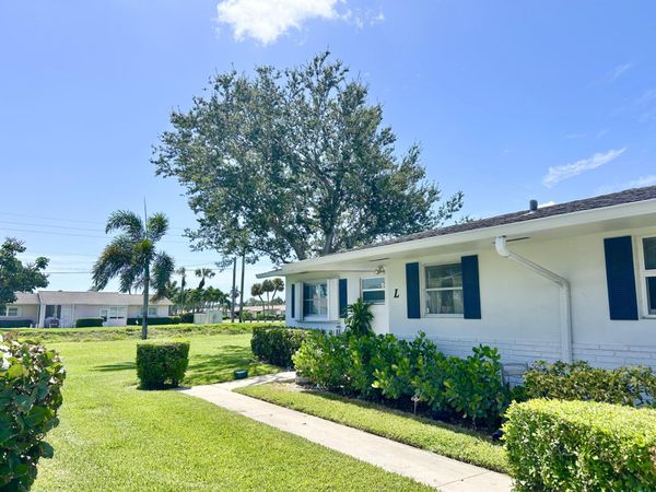 2766 Emory Drive E, Unit L, West Palm Beach, FL 33415