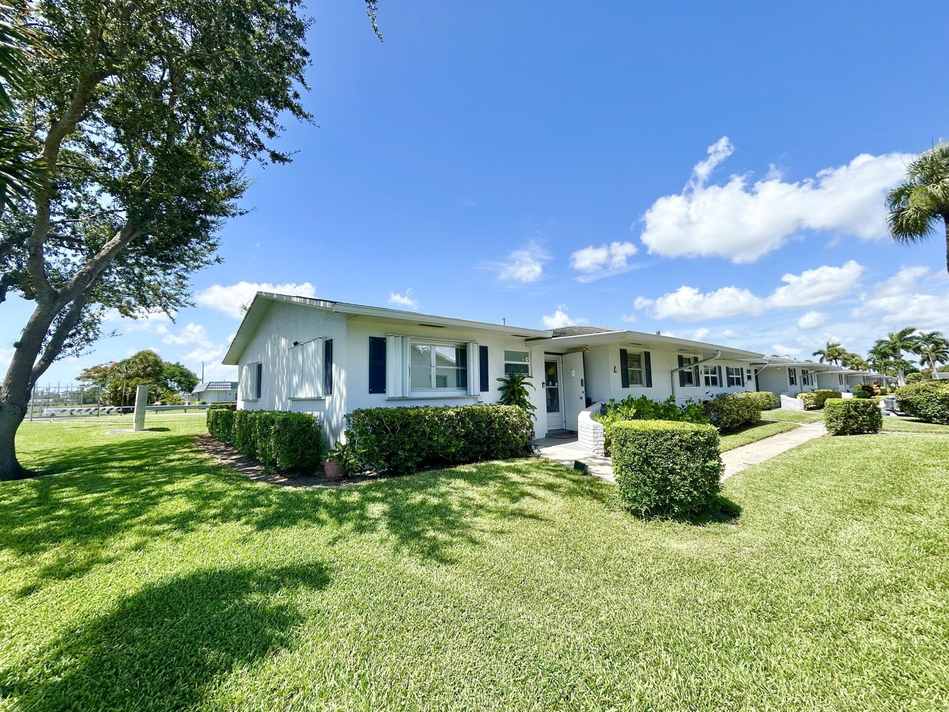 2766 Emory Drive E, Unit L, West Palm Beach, FL 33415 Photo