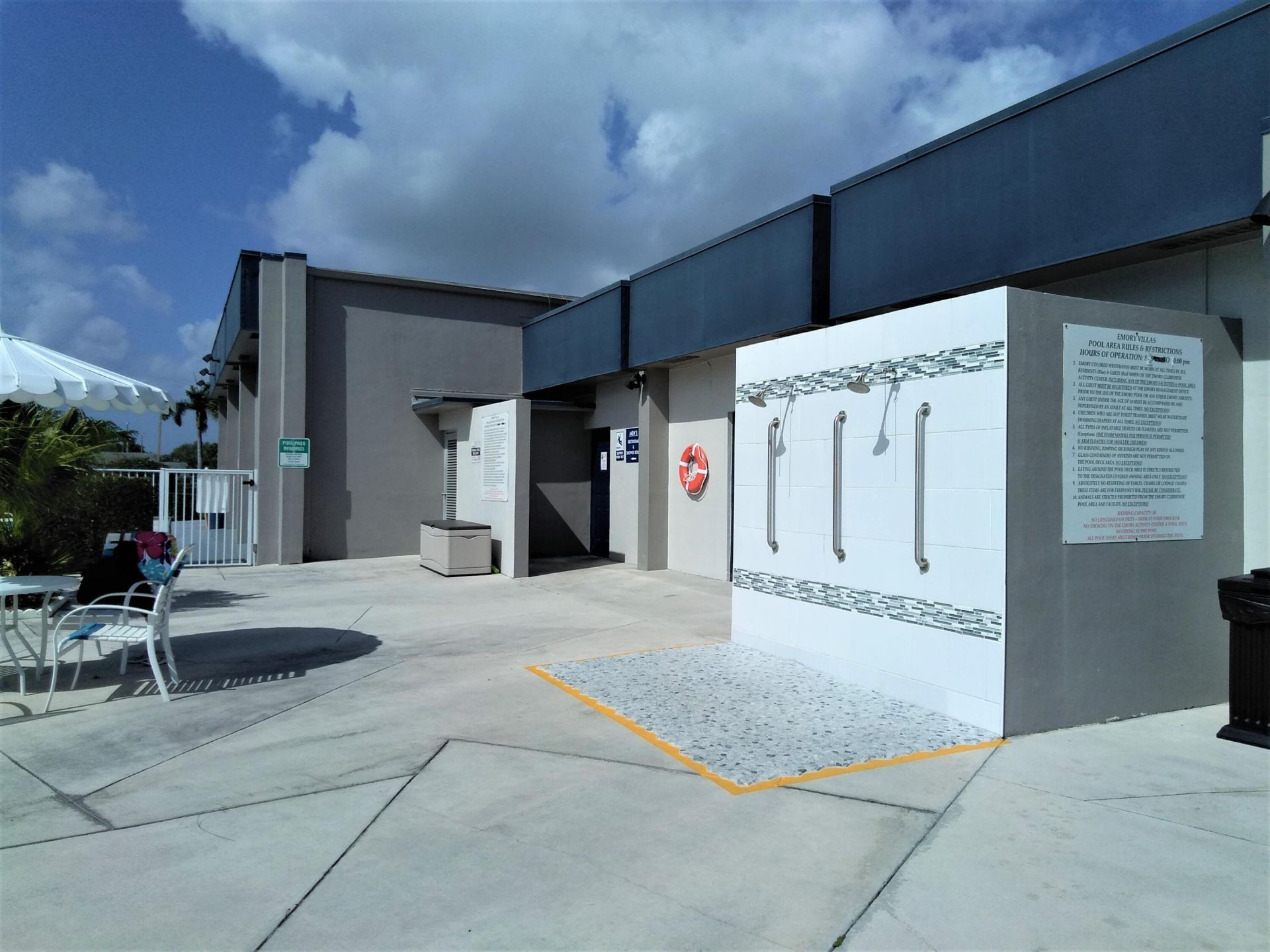 2766 Emory Drive E, Unit L, West Palm Beach, FL 33415 Photo