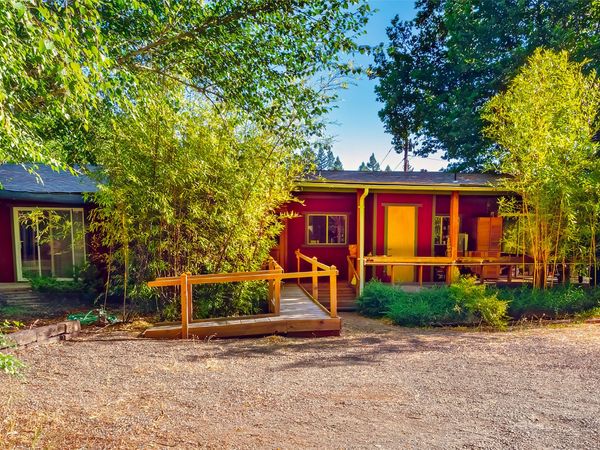 2211 Dick George Road, Cave Junction, OR 97523