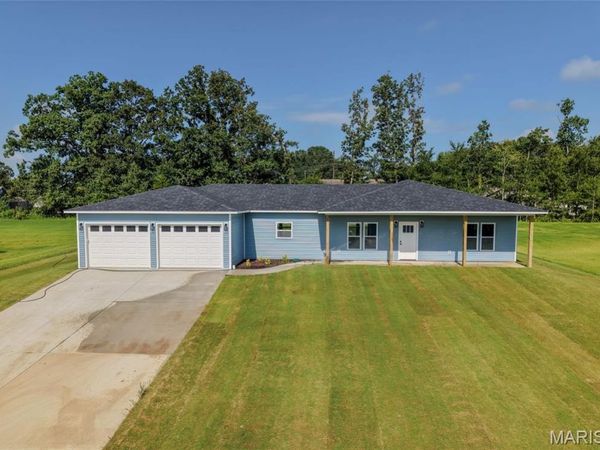 271 Century Avenue , Poplar Bluff, MO 63901