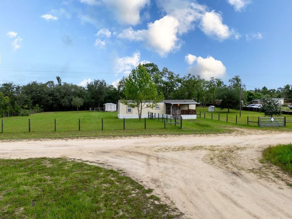 12551 NE 14th Street , Williston, FL 32696 Photo