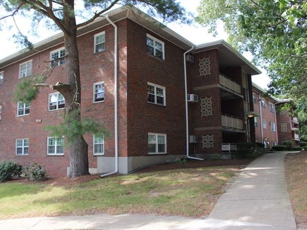 43 Jacqueline Rd, Unit 12, Waltham, MA 02452