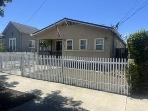 916 Sally Street , Hollister, CA 95023