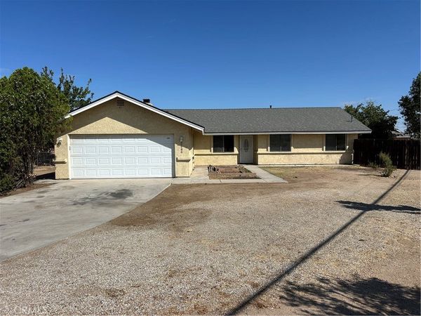 15686 Little Beaver , Victorville, CA 92395