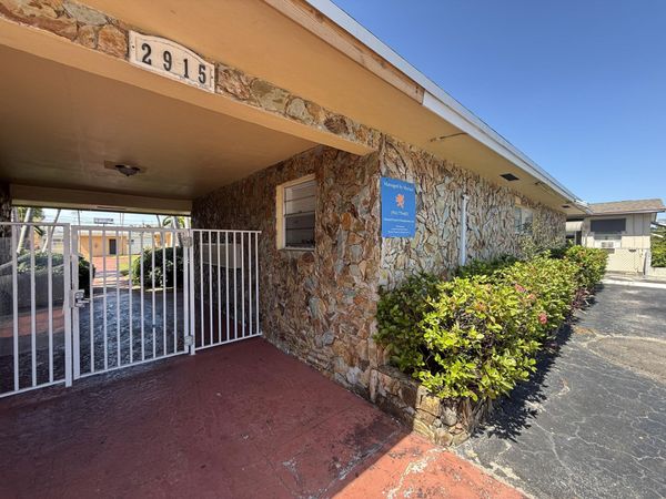 2915 JACKSON Street, Unit 12, Hollywood, FL 33020