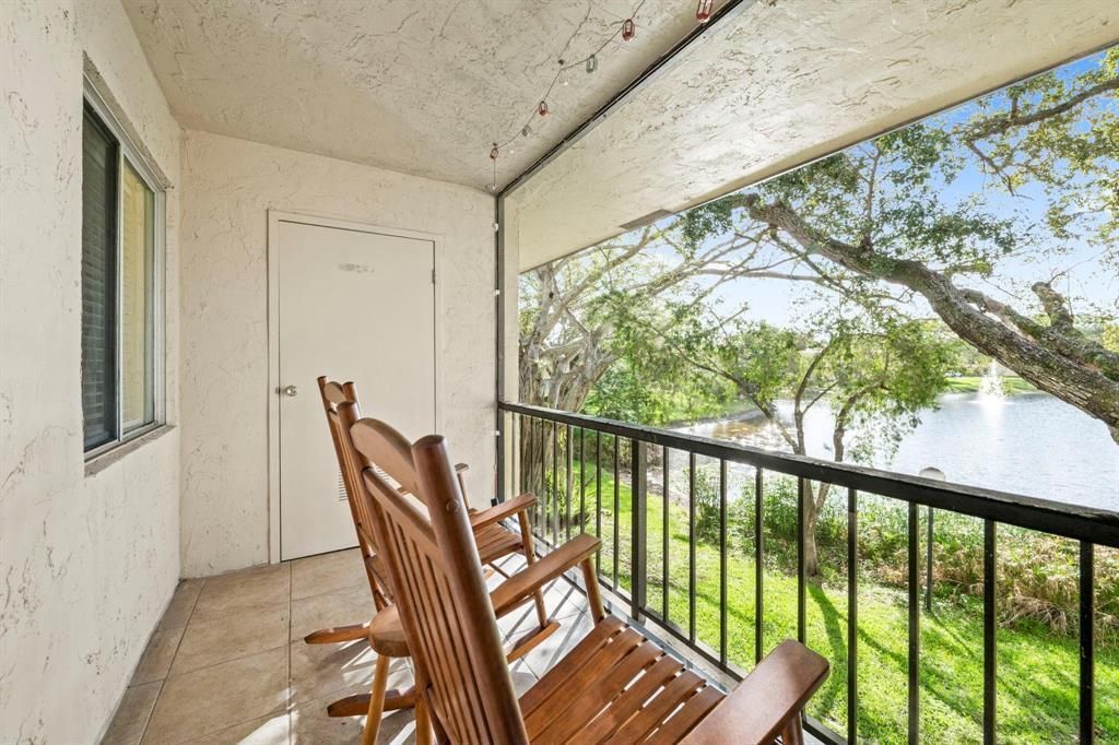 830 SW 9th Street Circle, Unit 204, Boca Raton, FL 33486 Photo