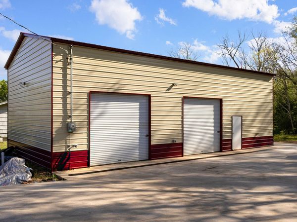 2512 N Benton Avenue , Springfield, MO 65803