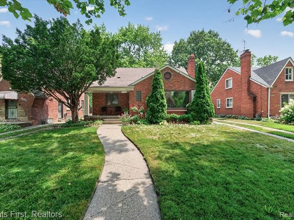 17606 Avon Avenue, Detroit, MI 48219