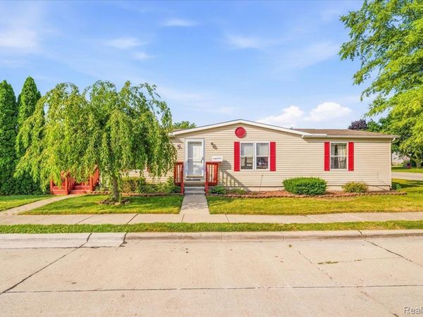 32707 Church Street, Rockwood, Mi 48173