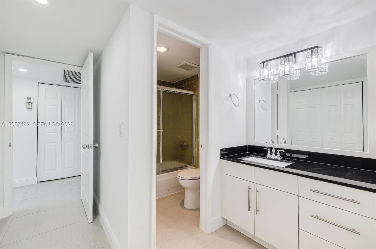 9471 Evergreen Pl , Unit 104, Davie, FL 33324 Photo