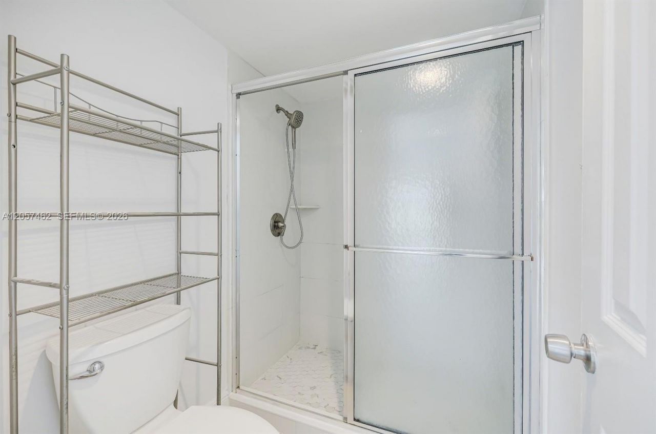 9471 Evergreen Pl , Unit 104, Davie, FL 33324 Photo