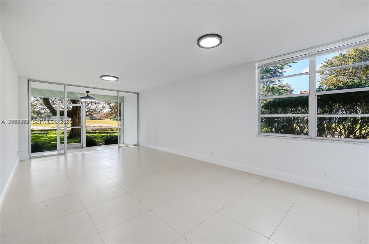 9471 Evergreen Pl , Unit 104, Davie, FL 33324 Photo
