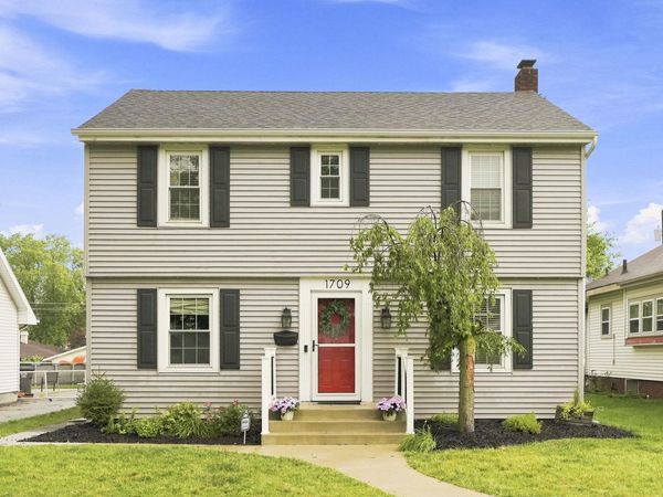 1709 Curdes Avenue, Fort Wayne, IN 46805