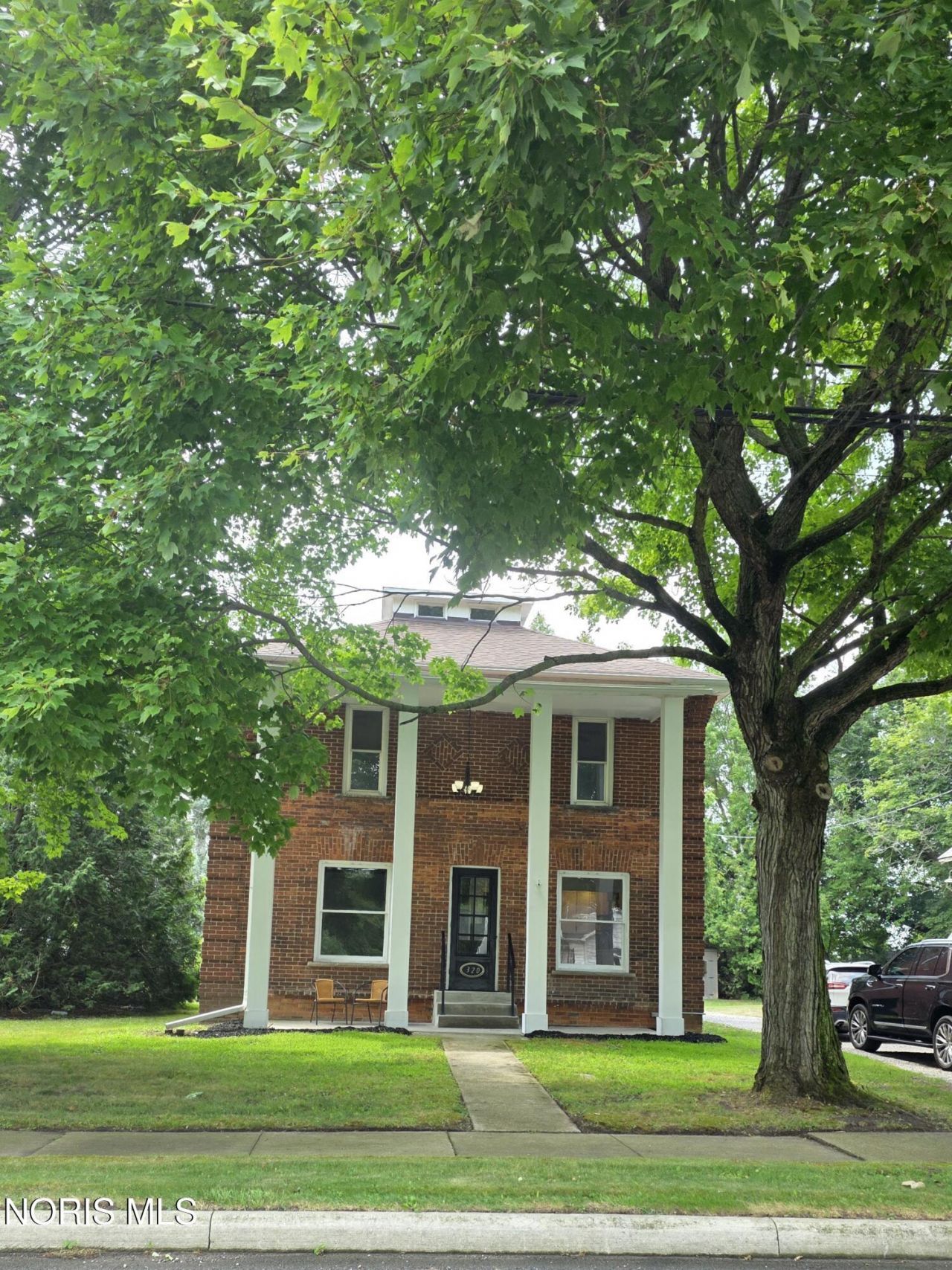 320 E Maple Street, Liberty Center, OH 43532 Main Photo