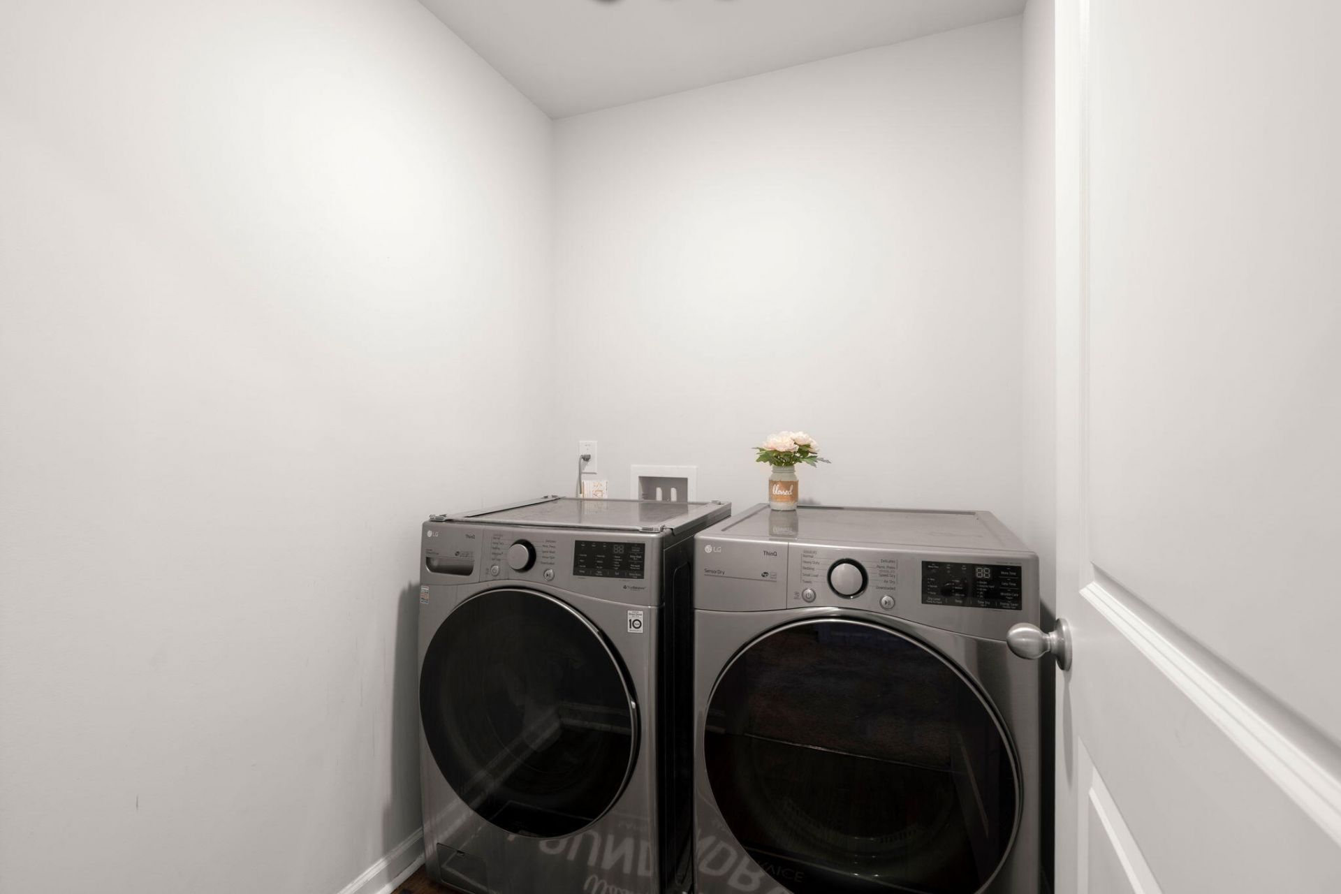 625 Silver Spruce Street Photo 29