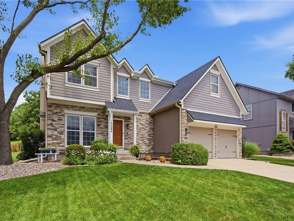 15294 W 147th Drive, Olathe, KS 66062