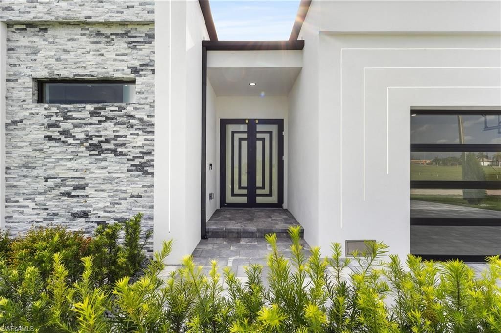 806 NW 33rd Ave , Cape Coral, FL 33993 Photo