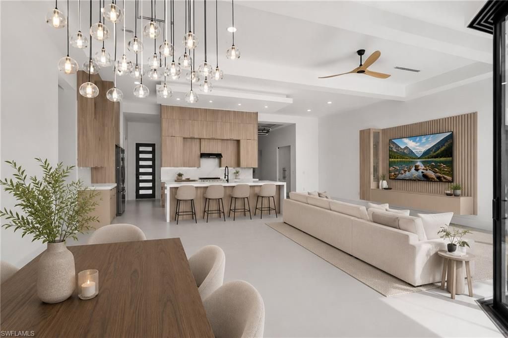 806 NW 33rd Ave , Cape Coral, FL 33993 Photo