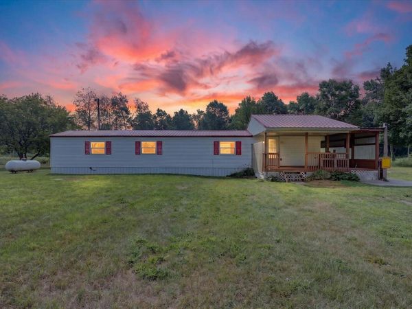 15819 Lincoln Street, Coral, MI 49322