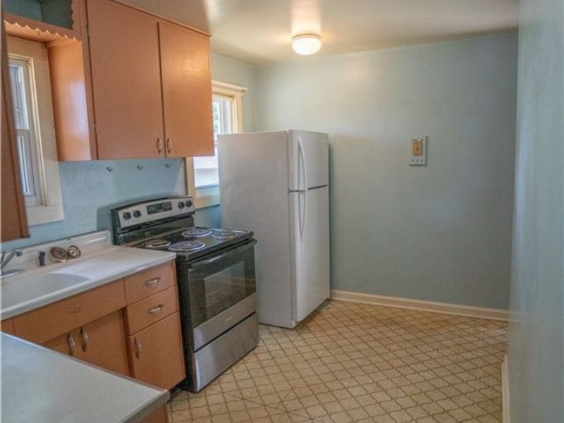 8270 Westmoor Road, Mentor, OH 44060 Photo 7