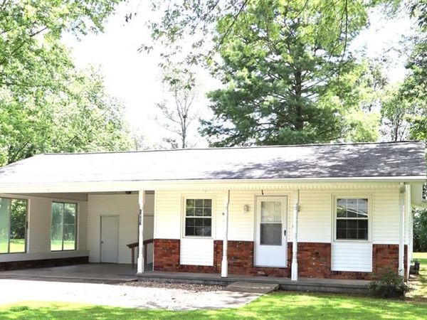 1007 Westport Drive , Dexter, MO 63841