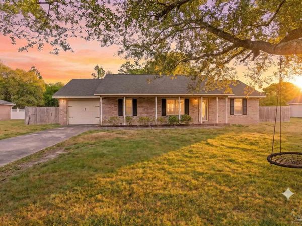 6332 Jason Dr, Milton, FL 32570