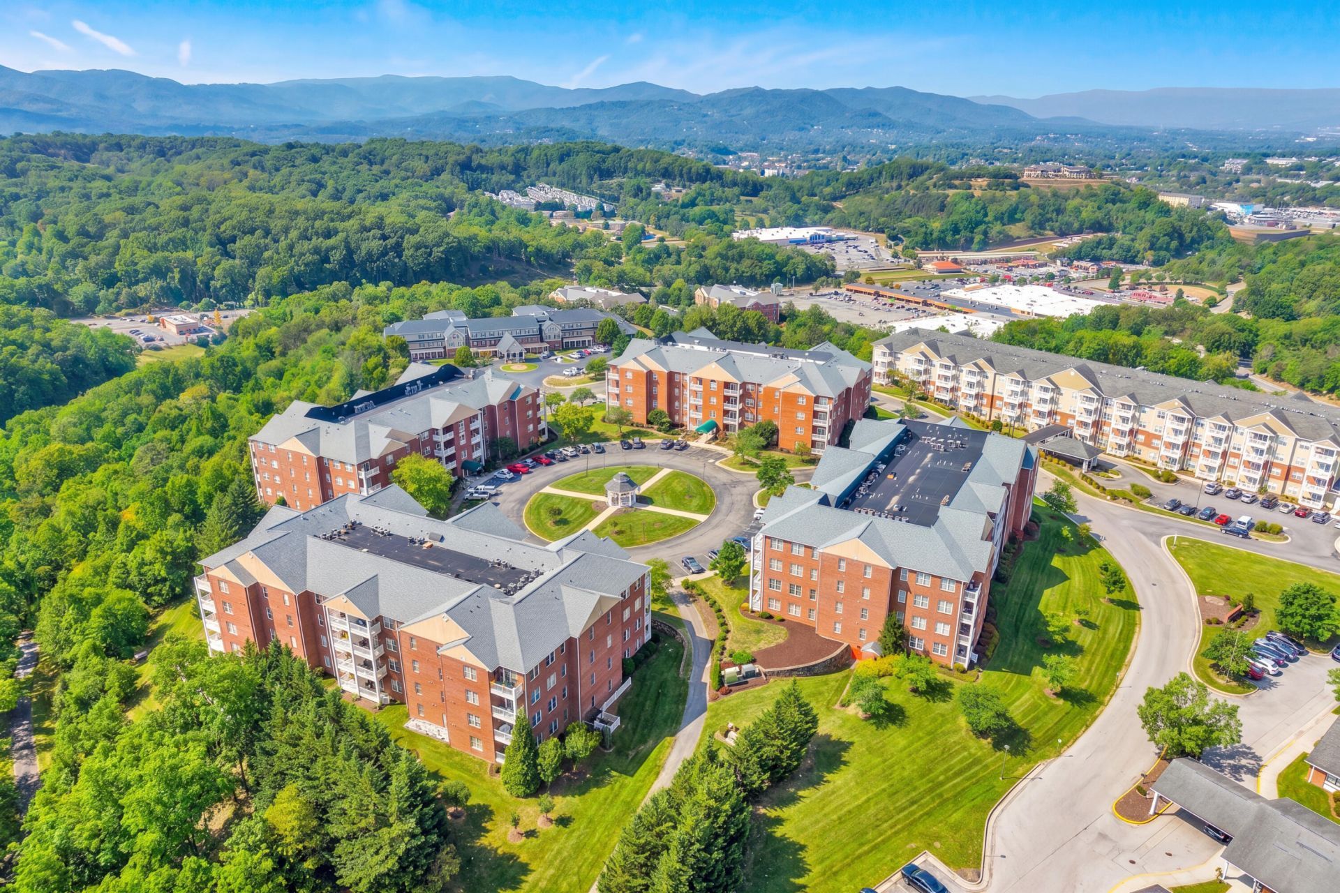 4444 Pheasant Ridge Rd, Unit APT 407, Roanoke, VA 24014 Main Photo