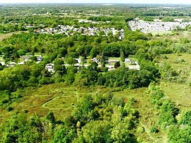 000 Holly Road , Grand Blanc Twp, MI 48439