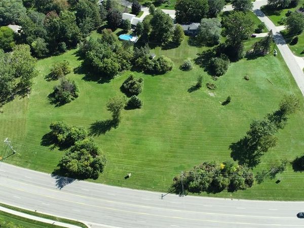 000 Holly Road, Grand Blanc Twp, MI 48439