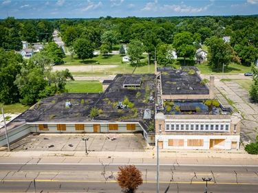 450 Michigan Avenue W , Battle Creek, MI 49037