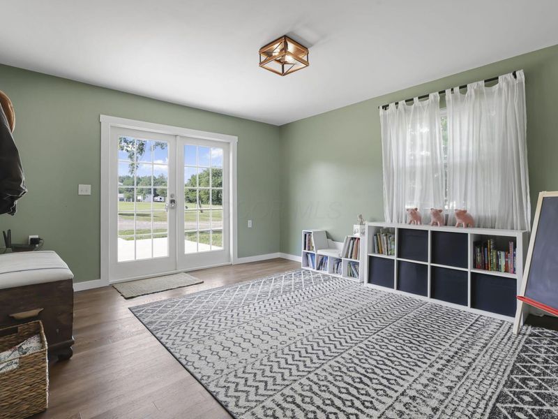 8073 Stout Road, Circleville, OH 43113 Photo 5