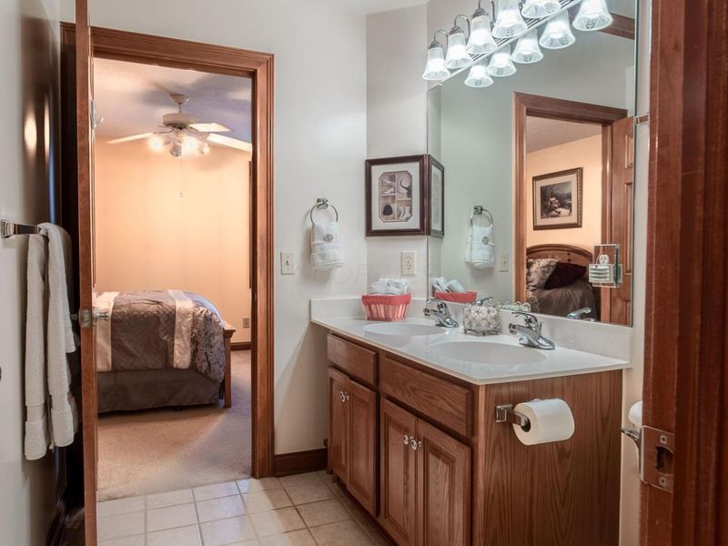 5169 Royal County Down, Westerville, OH 43082 Photo 40