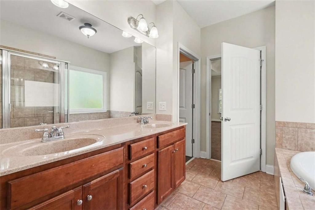 567 Blackberry Run Trail, Dallas, GA 30132 Main Photo