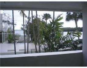 500 Bayview Drive, Unit 122, Sunny Isles Beach, FL 33160 Photo